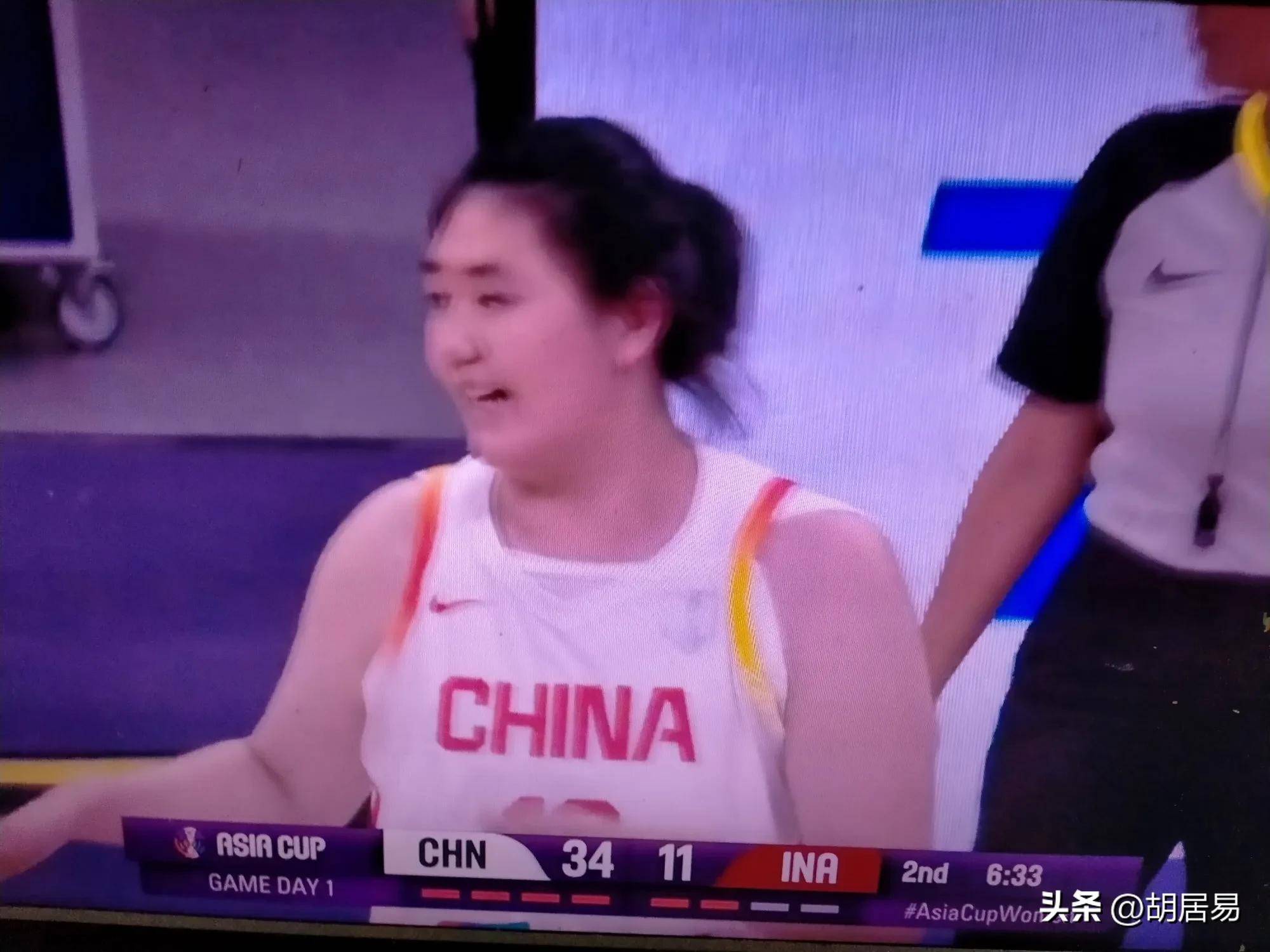 曝中国女篮让张子宇战亚洲杯放弃U19世界杯(中国女篮张子宇打球视频)